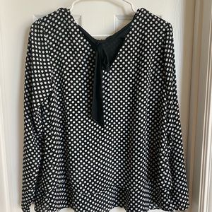 H&M maternity polka dot shirt